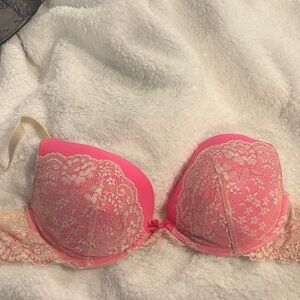 Victoria’s Secret Dream Angels hot pink push-up bra